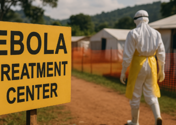 Los muertos por el brote de ébola en África Central aumentan a 400 y los casos confirmados superan los 1.300