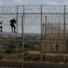 Nuevos intentos de entrada de migrantes a Melilla mantienen en alerta a las fuerzas de seguridad