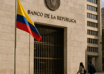 Banco Central de Colombia sorprende al mercado y mantiene en 12% su tasa de interés