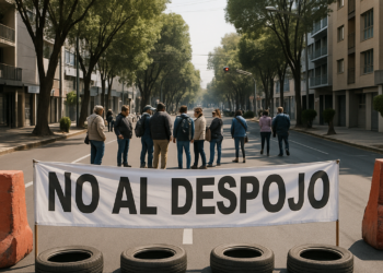 Cumple 24 hrs. bloqueo de vecinos de Del Valle por despojo