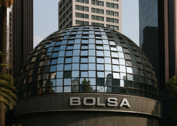 Bolsa mexicana termina la jornada con ganancias, pero registra un descenso semanal