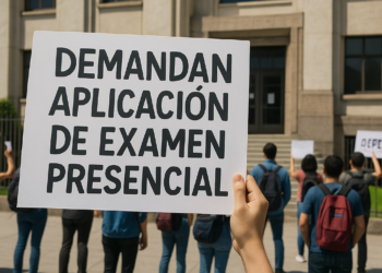 Marchan y exigen aplicación de prueba presencial