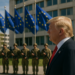 Europa aplaca a Trump con más gasto en Defensa y lo implica frente a Rusia