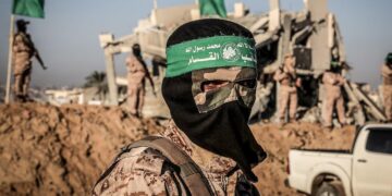 Hamas disolvió su gobierno en Gaza tras casi dos décadas y el Comité Nacional para la Administración asumirá el mando