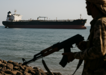 Los hutíes de Yemen anuncian un bloqueo naval contra Arabia Saudí que añade tensión al caos de Ormuz