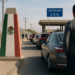 México compensa menores compras de autos de EU