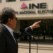 Cuestiona Monreal al INE por millonario presupuesto