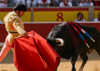 Feria de San Fermín: Morante de la Puebla pone el reposo de la maestría en la vorágine sanferminera | Cultura