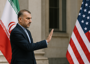 El negociador iraní descartó “una rendición” ante Estados Unidos volvió a subir la tensión tras la ruptura de la tregua