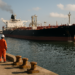 Por primera vez, compra de petrolíferos de Pemex rebasa sus envíos de crudo