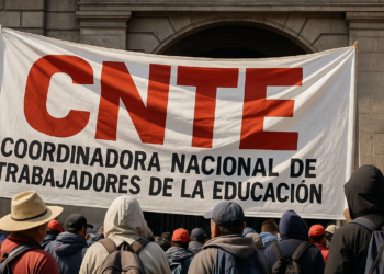 Marcha CNTE a oficinas de la SEP en la CDMX