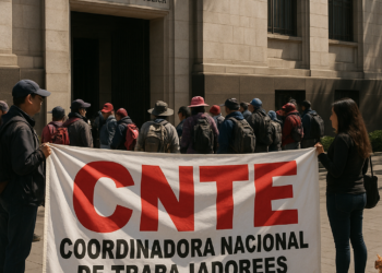 Marcha CNTE a oficinas de la SEP en la CDMX