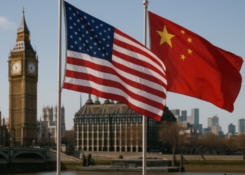 Reino Unido, EEUU y otros 12 países invalidaron las reclamaciones del régimen chino sobre el Mar de China Meridional
