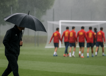 Cancelan entrenamiento de España por tormentas