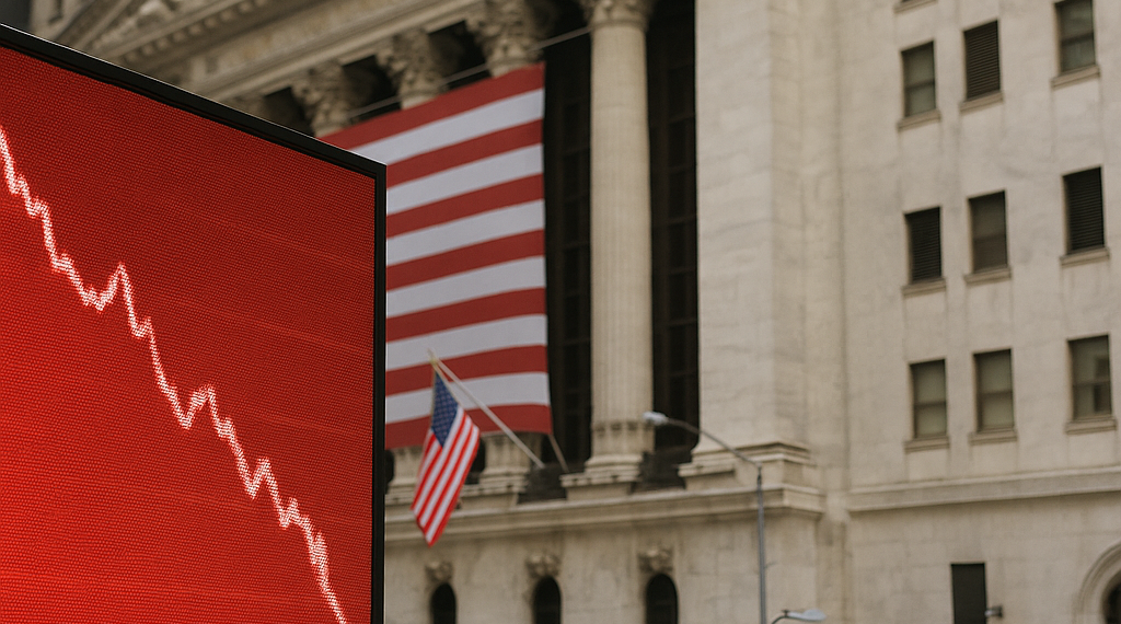 Wall Street negocia con pérdidas; acciones de fabricantes de chips retroceden