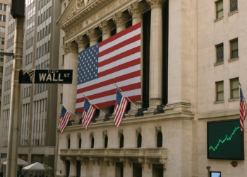 Wall Street cierra mixto; cifras de nóminas no agrícolas mejoran el ánimo del mercado