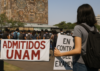 Convocan admitidos de UNAM a marcha contra examen