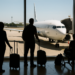 Golpearía degradación a viajeros y aerolíneas