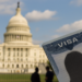 Señalan que Estados Unidos usa permisos para entrar al país como coacción política