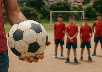 Pide ayuda equipo infantil de Tijuana varado en Colombia