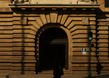 Deja Banxico tasa en 6.50%; prevén pausa el resto del año