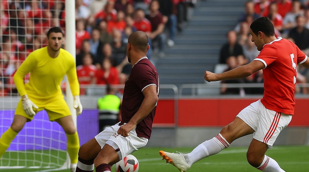 El Benfica endosa un 'set' al Hearts con un golazo de Prestianni