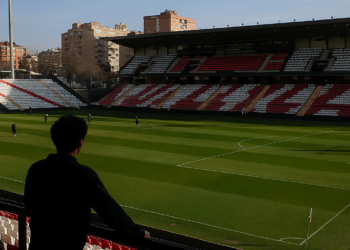 Beñat San José: "Tengo toda la fe y la esperanza de que podamos jugar la primera jornada en Vallecas"