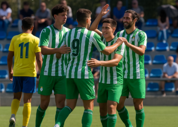 Corralejo da la victoria al Betis