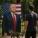 Aeropuertos, billetes, instituciones o el Monte Rushmore: el culto sin precedentes a la imagen de Trump