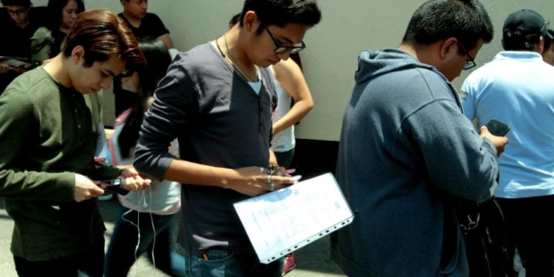 Día Mundial de la Juventud: mercado laboral y educación le dan la espalda a 14.9 millones de jóvenes