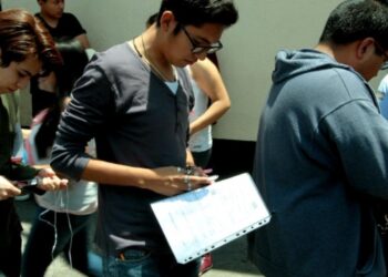 Día Mundial de la Juventud: mercado laboral y educación le dan la espalda a 14.9 millones de jóvenes