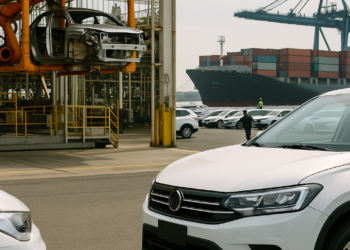 En julio, exportaciones y producción automotriz intensificaron caídas
