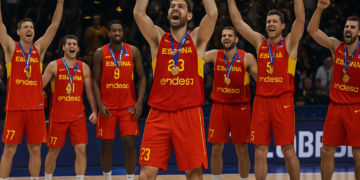 España reina en el Eurobasket tras aplastar a Francia en la final (46-82)