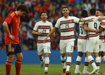 España cae ante Portugal y ve esfumarse sus opciones de clasificación en el Europeo