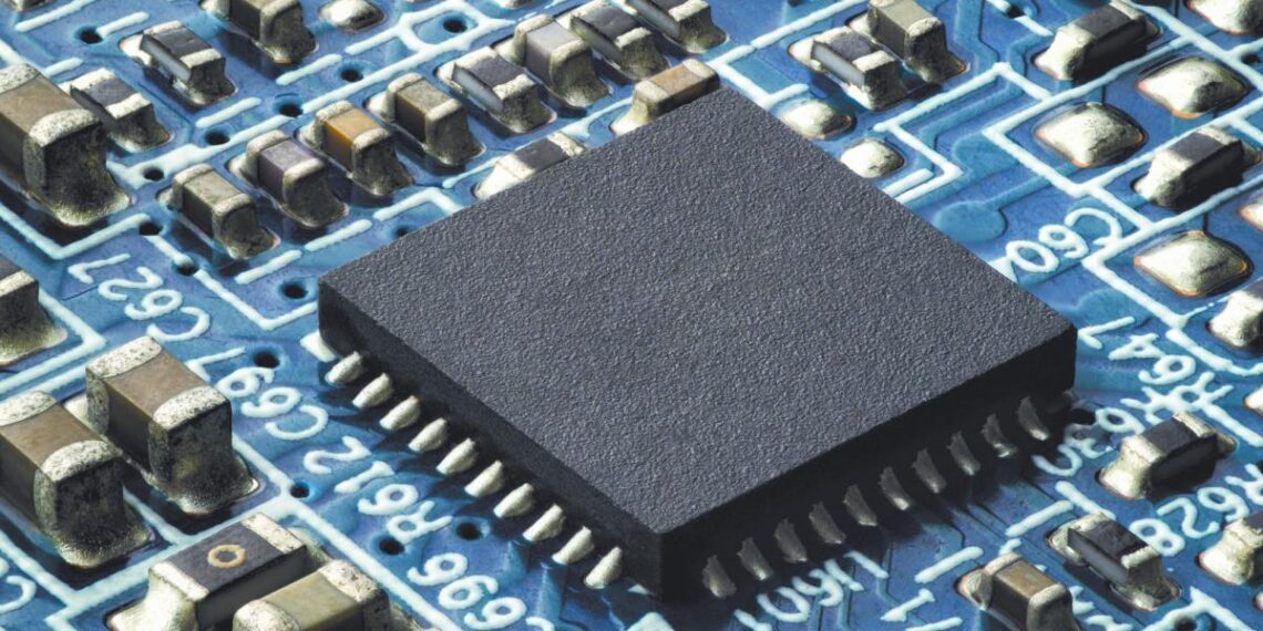 Jalisco busca crear proveedores locales para industria de semiconductores
