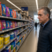 Presume José Ramón López visita a tienda en EU