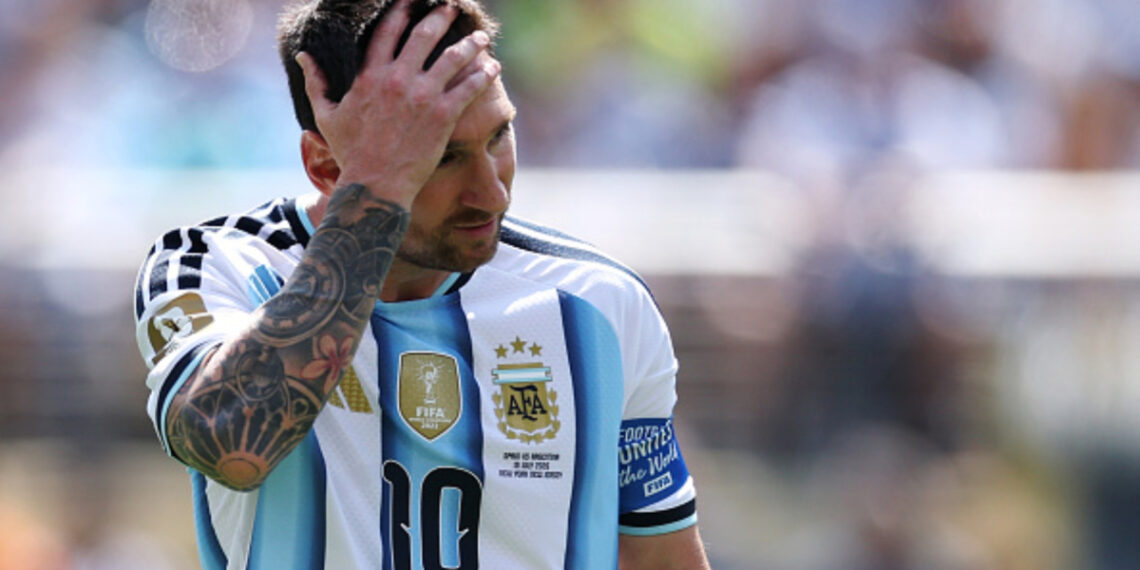 Messi abre la puerta a la retirada tras la muerte de su padre