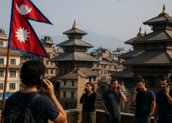 Las autoridades de Nepal logran contactar con tres españoles afectados por la riada