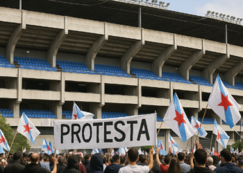 Riazor inaugura la campaña en medio de protestas