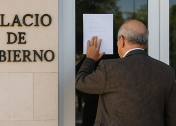 Siempre no...pide Rocha otra vez licencia