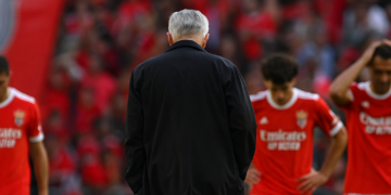'Patinazo' de Benfica para arrancar la era 'post' Mourinho