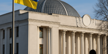 Ucrania investiga a su ex embajadora en Washington por enriquecimiento ilícito