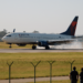 Un avión de Delta aterriza de emergencia en Oporto tras detectarse humo en la cabina