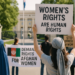 Más de 40 países piden eliminar restricciones a los derechos de las mujeres y niñas en Afganistán