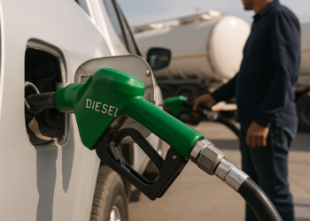 Llega promedio de diésel a meta de 27 pesos por litro
