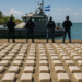 Honduras decomisa 1.6 toneladas de cocaína en aguas del Caribe