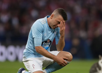 Iago Aspas estará un mes de baja