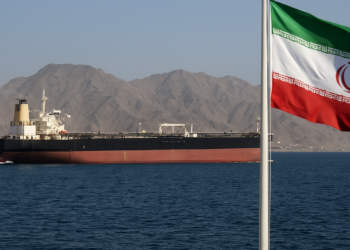 Irán dio detalles de su propuesta para reabrir el estrecho de Ormuz y el precio del petróleo cae en Europa y Estados Unidos