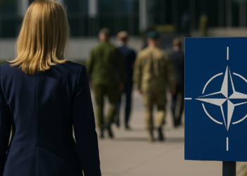 Kaja Kallas insta a los socios de Ucrania a no dejarse intimidar tras el ataque de un dron ruso a un tren cerca de la frontera con Polonia