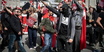 La ultraderecha desborda a los partidos tradicionales europeos impulsada por el fin de la clase media y el rechazo a la inmigración